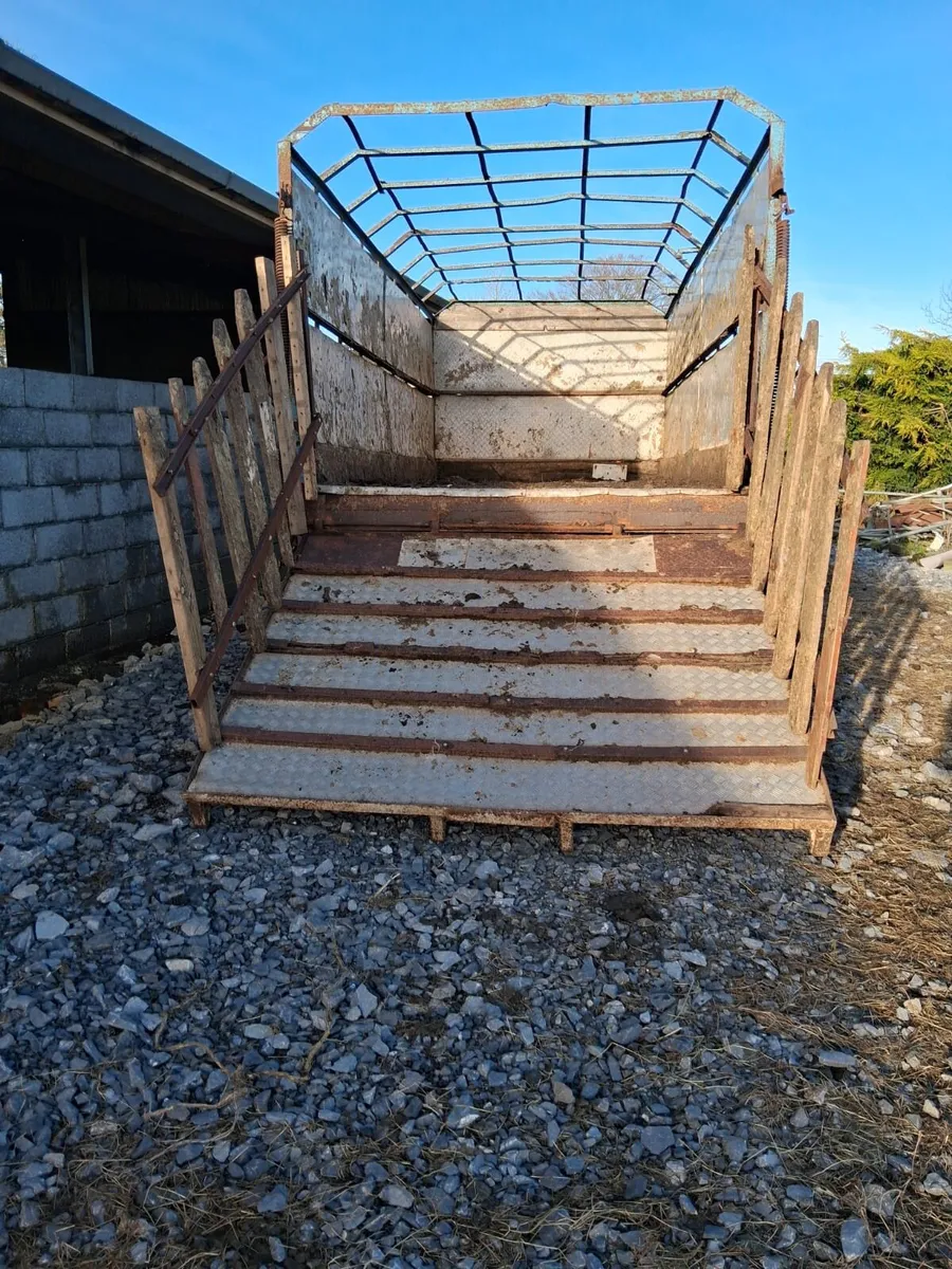 Cattle trailer - Image 3