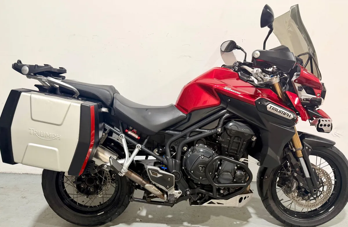 TRIUMPH EXPLORER 1200 2016 - Image 1
