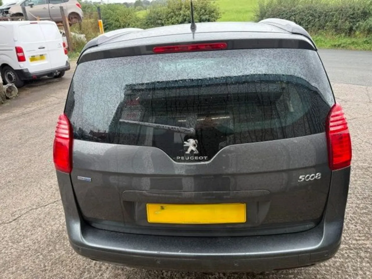 2016 PEUGEOT 5008 1.6L-D - Image 3