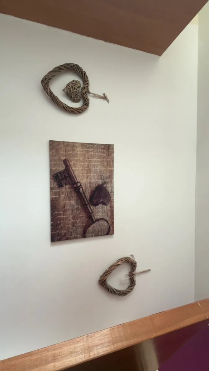 Photo - Image 1