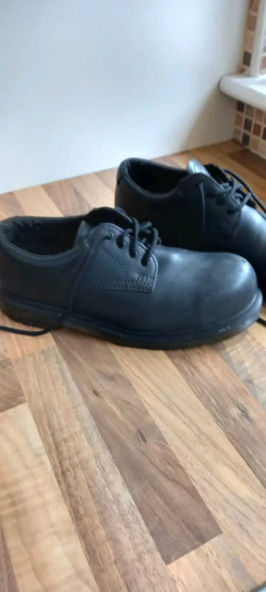 Doc martin safety shoes - Image 3