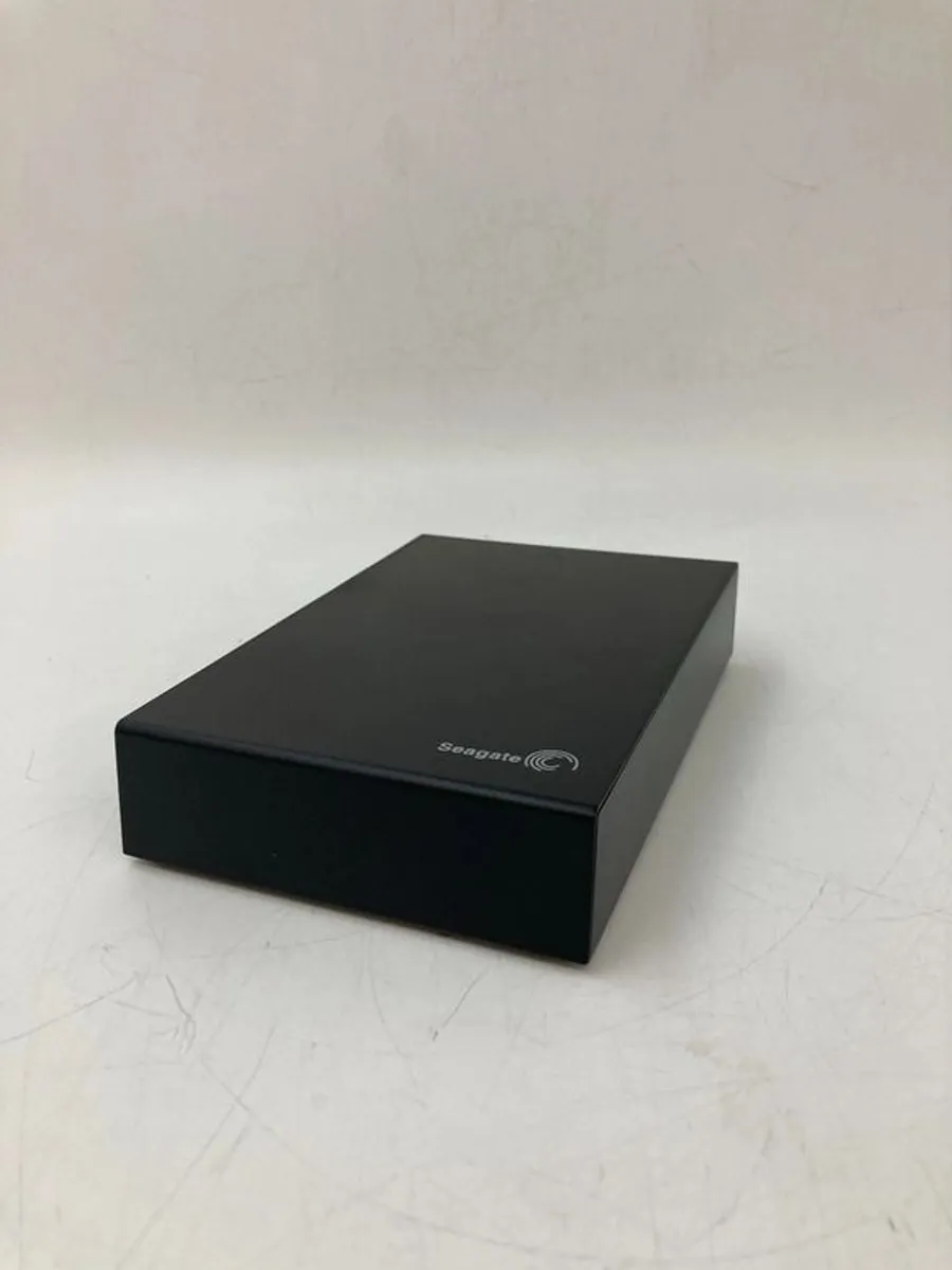 4tb USB3 Seagate expansion desktop drive - Image 1