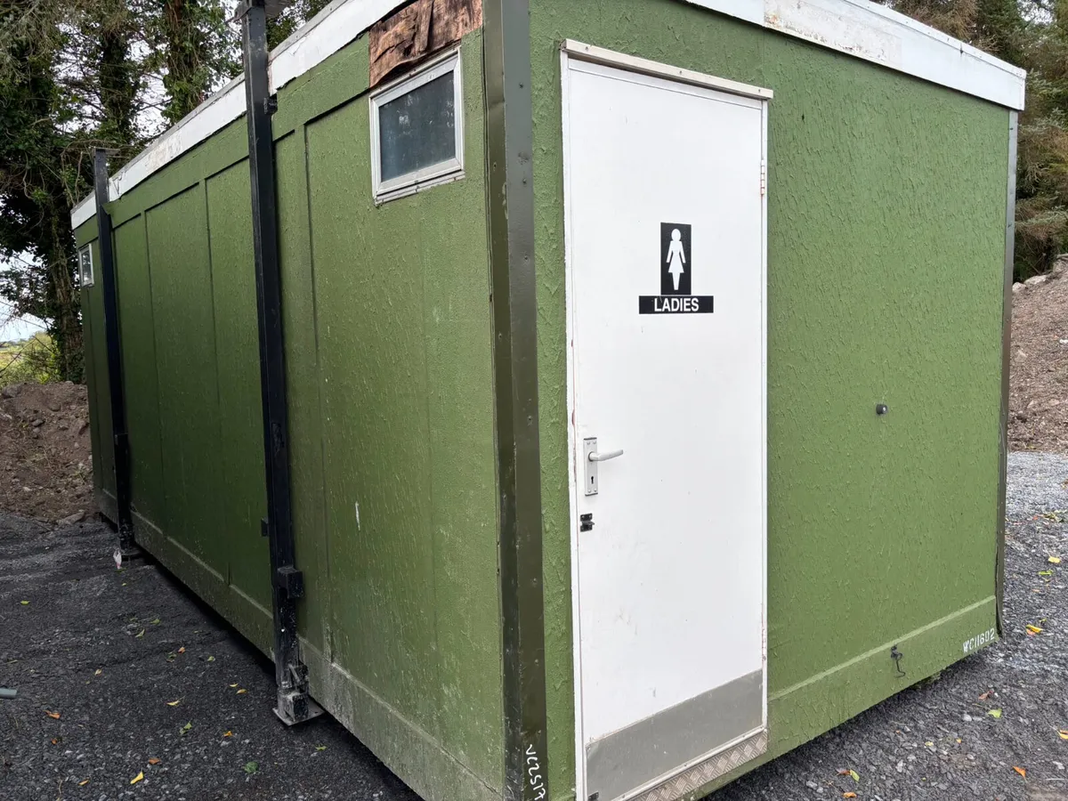 Portable toilet block cabin - Image 4
