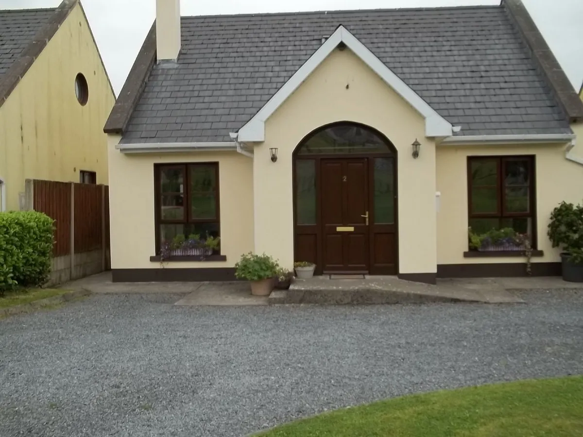 house to rent - Image 1
