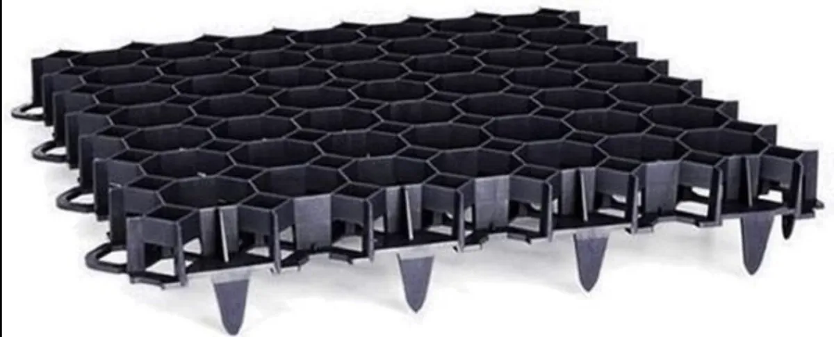 Ground reinforcement grass / gravel grid - Image 3