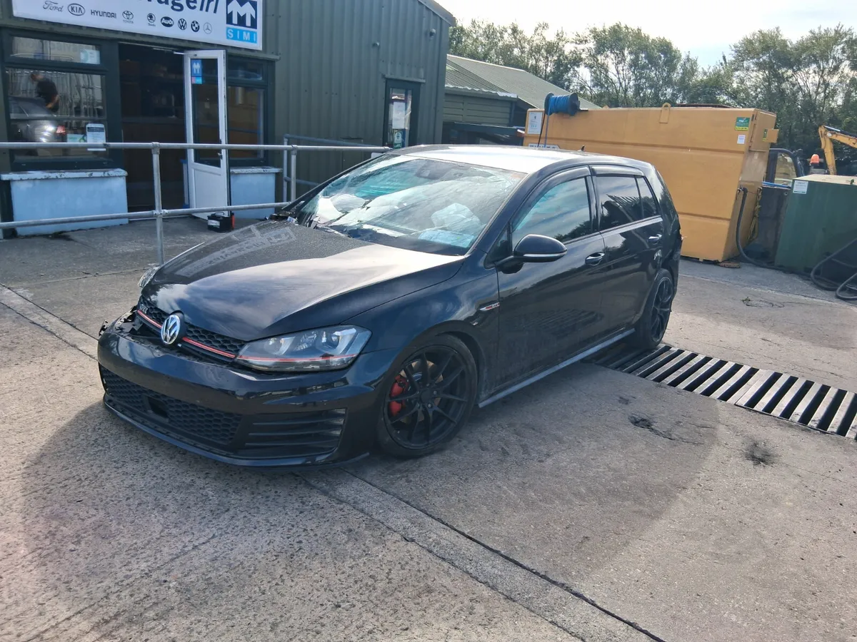 2016 VW GOLF 2.0L Petrol GTI (for parts only) - Image 1