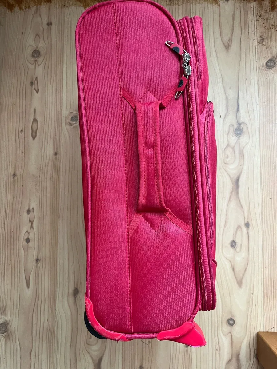 Aerolite Softshell Red Cabin Suitcase - Image 4