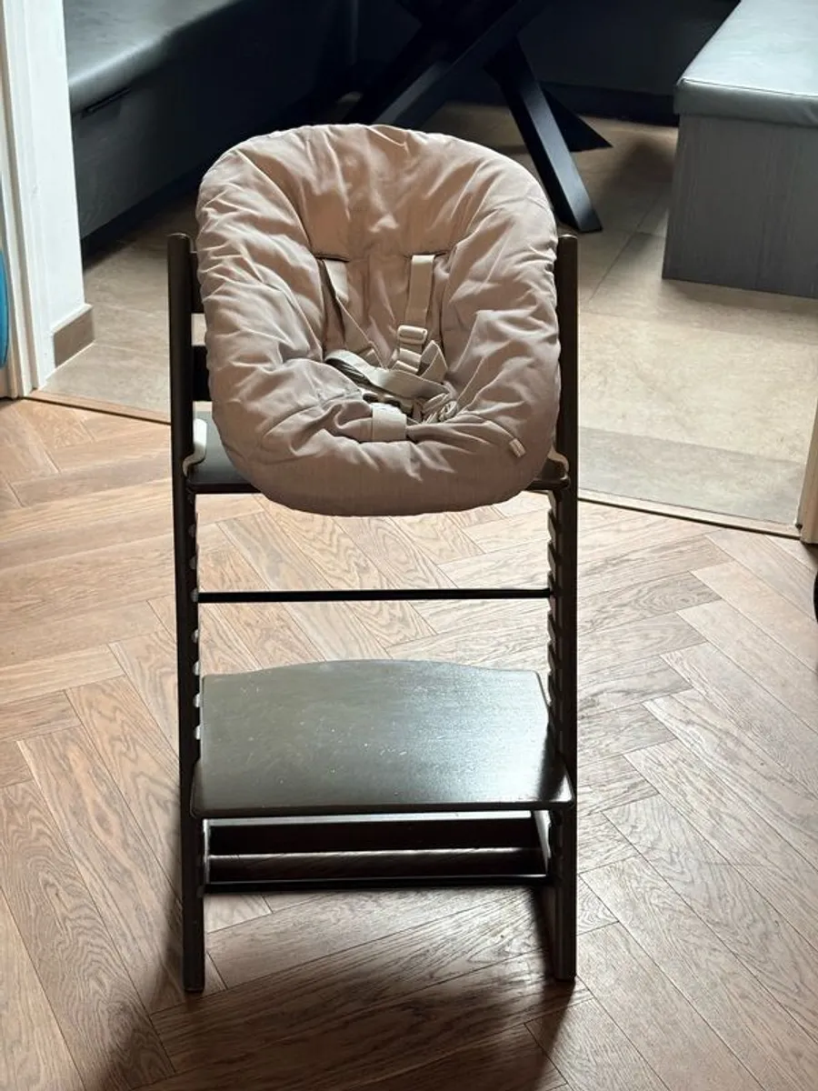 Stokke Tripp Trapp Oak Warm Brown Chair with Newborn Set - Image 1
