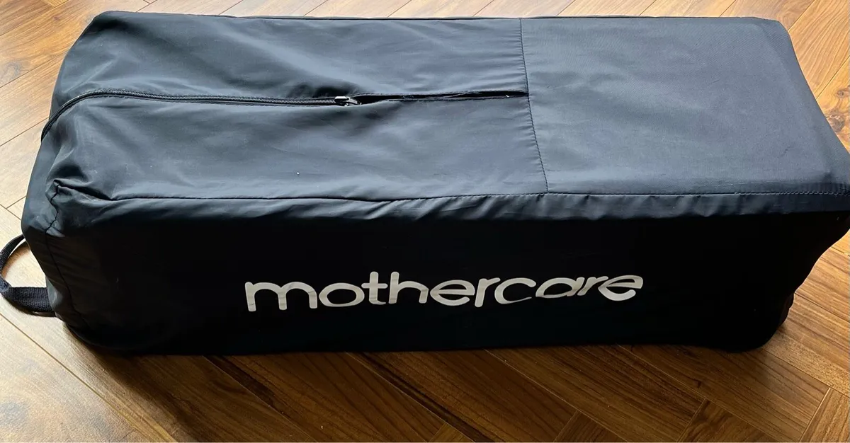 Mothercare travel cot - Image 4