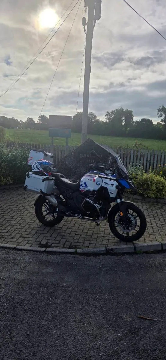 R1300 GSA - Image 2