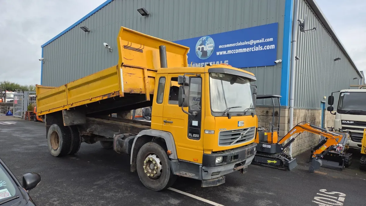 Volvo FL220 2005 - Image 1