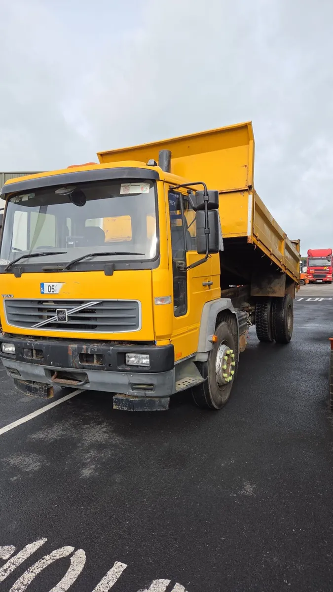 Volvo FL220 2005 - Image 3