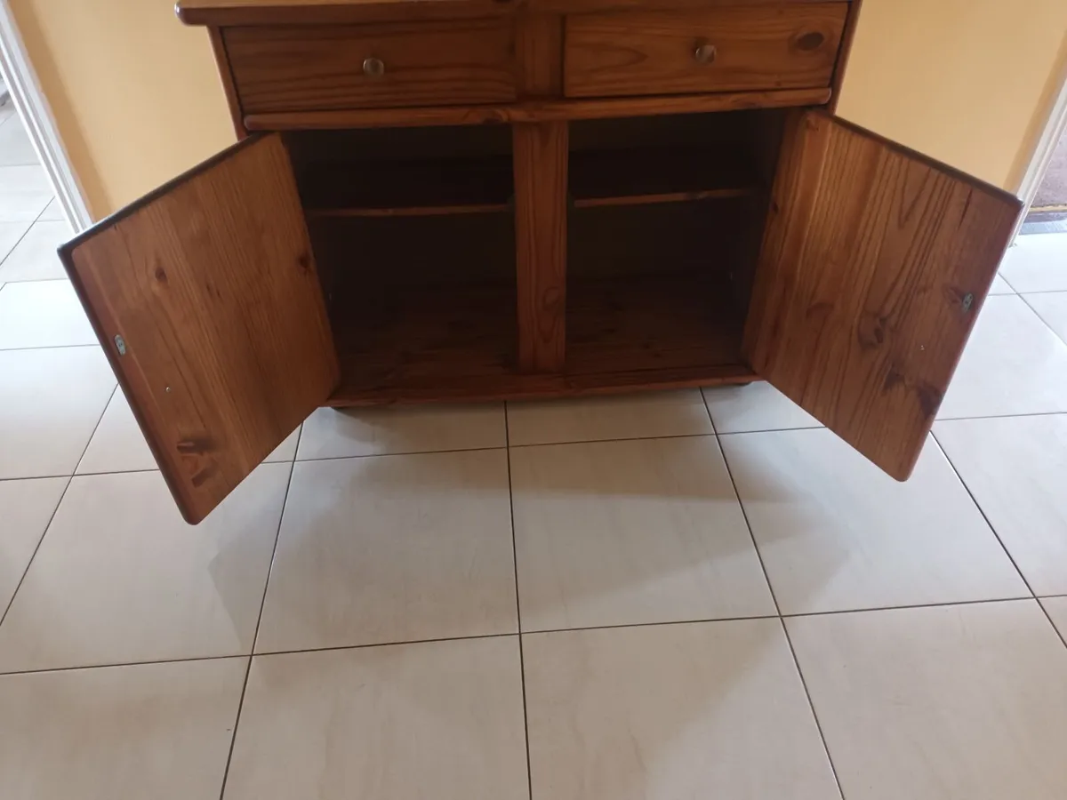 Sideboard - Image 3