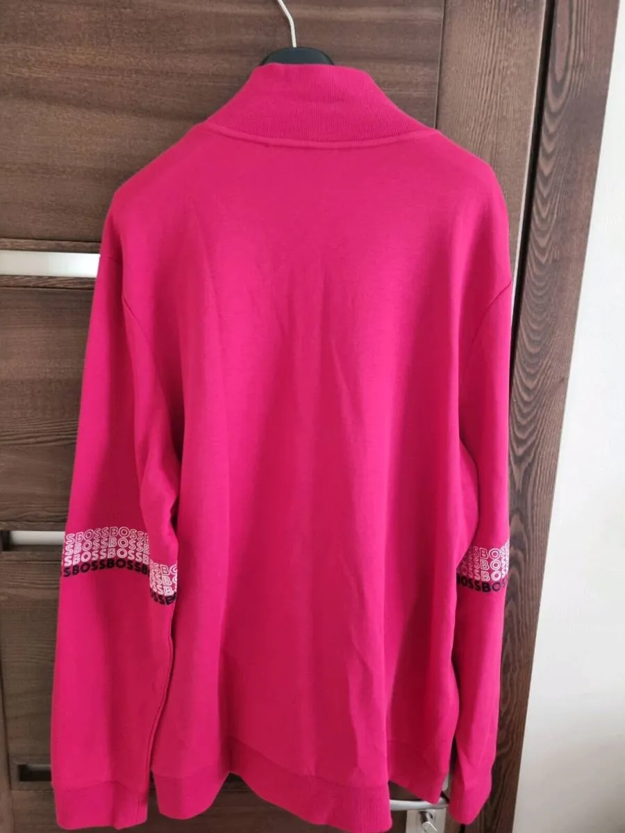 Xxxl boss jumper - Image 1