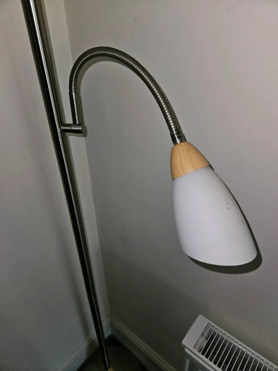 Standing floor lamp with reading light - Image 2