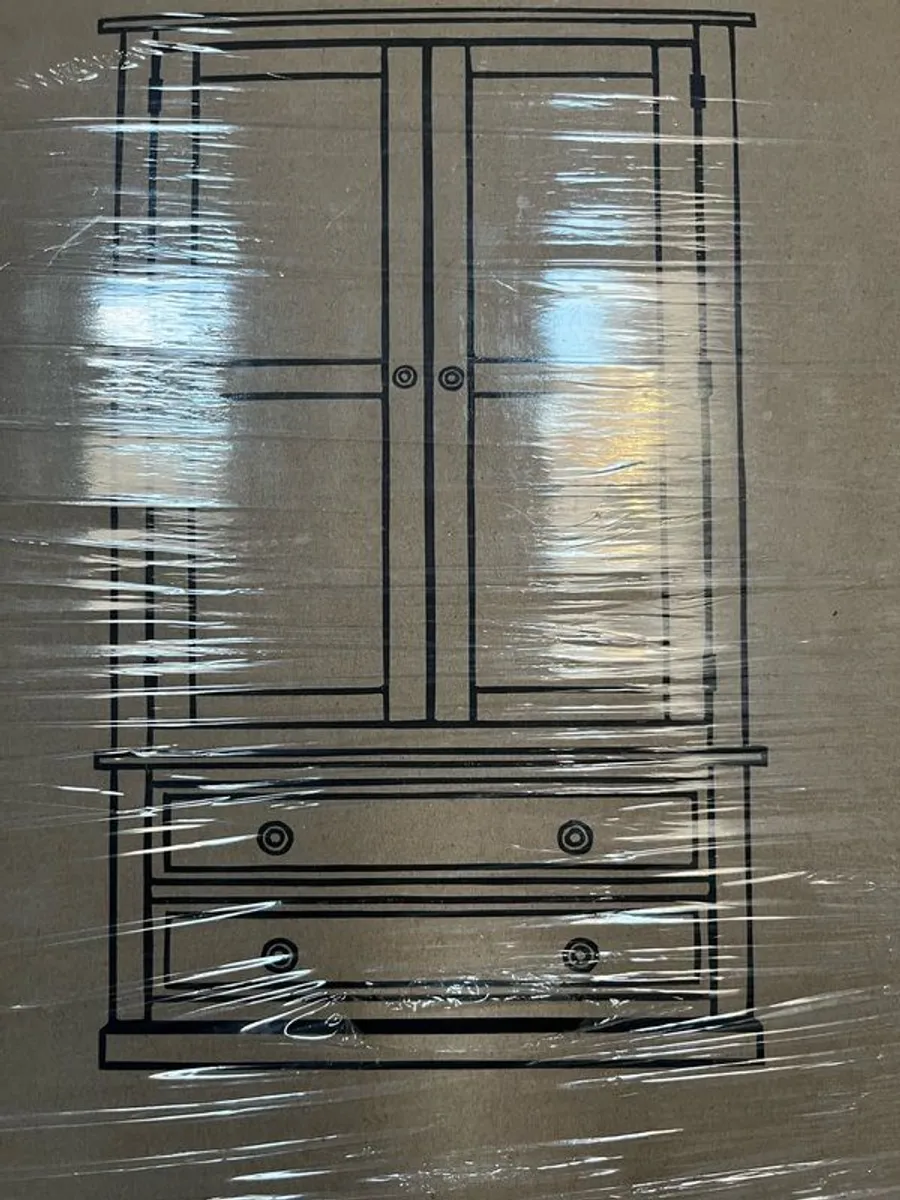 bedroom - Image 4