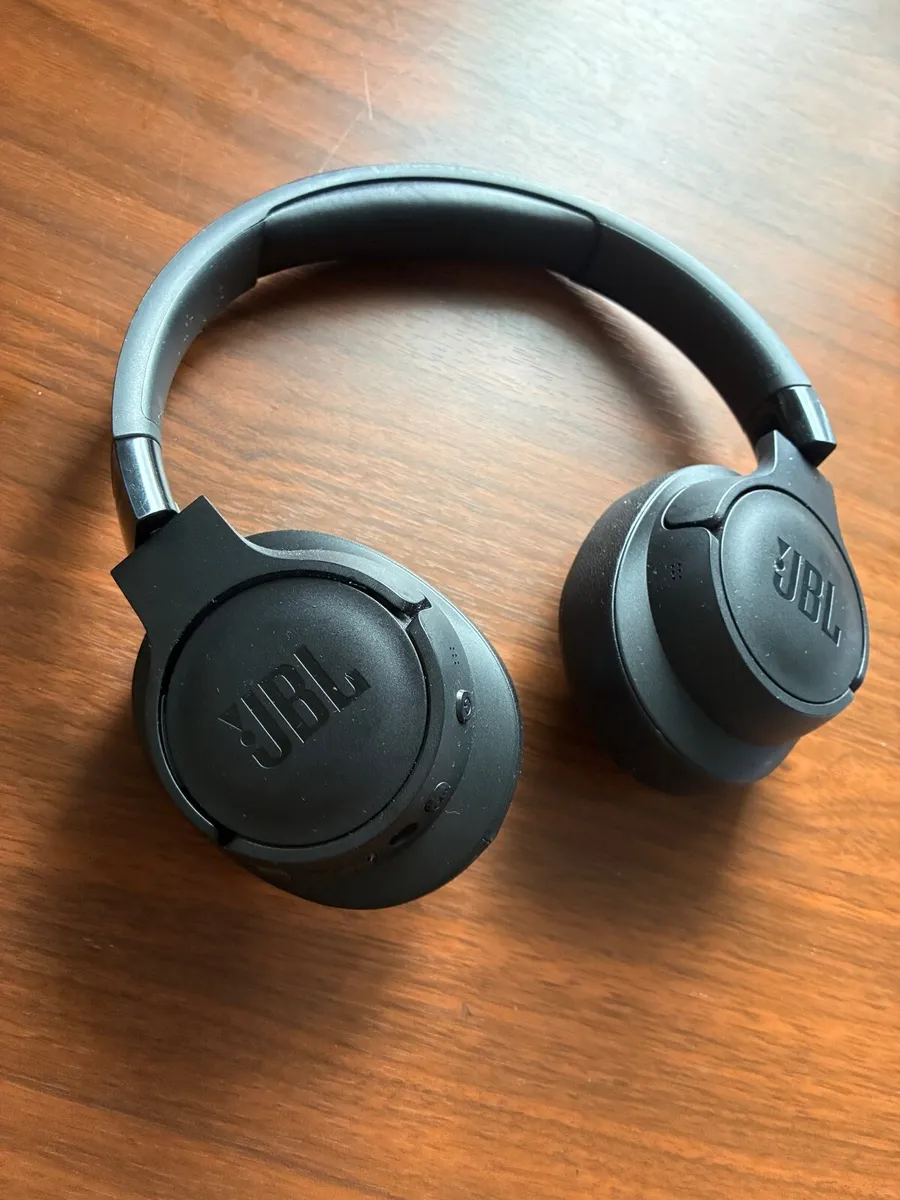 JBL Tune 770nc - Image 1
