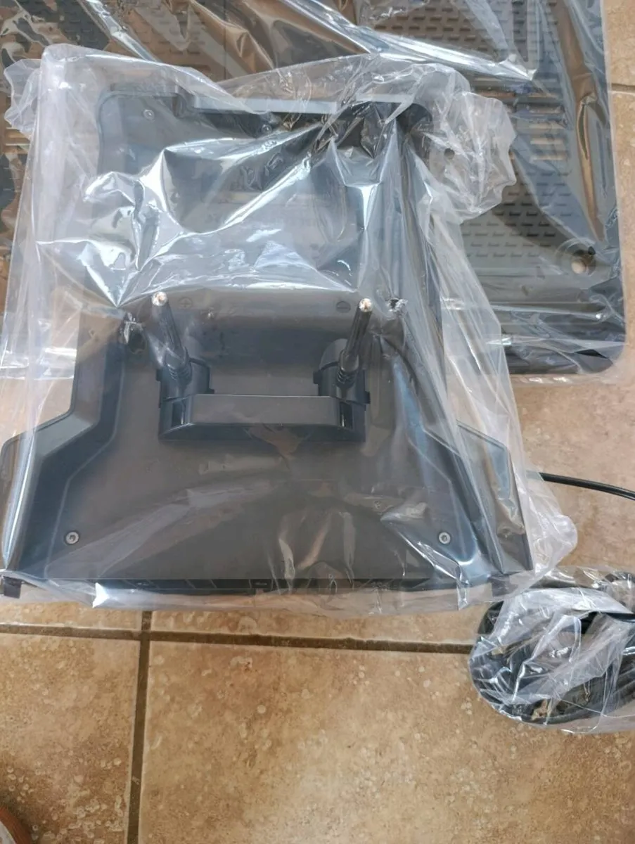 Mammotion Yuka charging station - Image 4