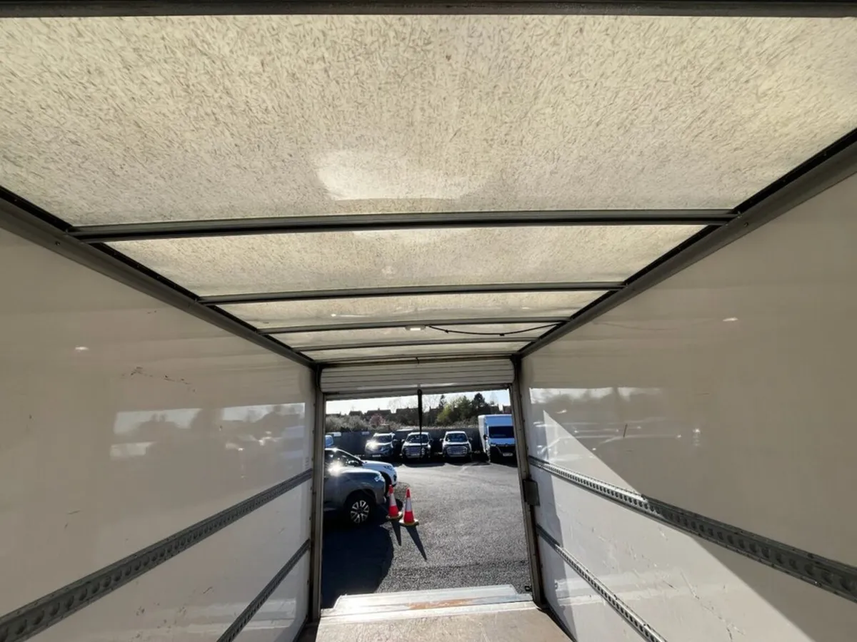 2022 Ford Transit Luton Box Van - Image 3