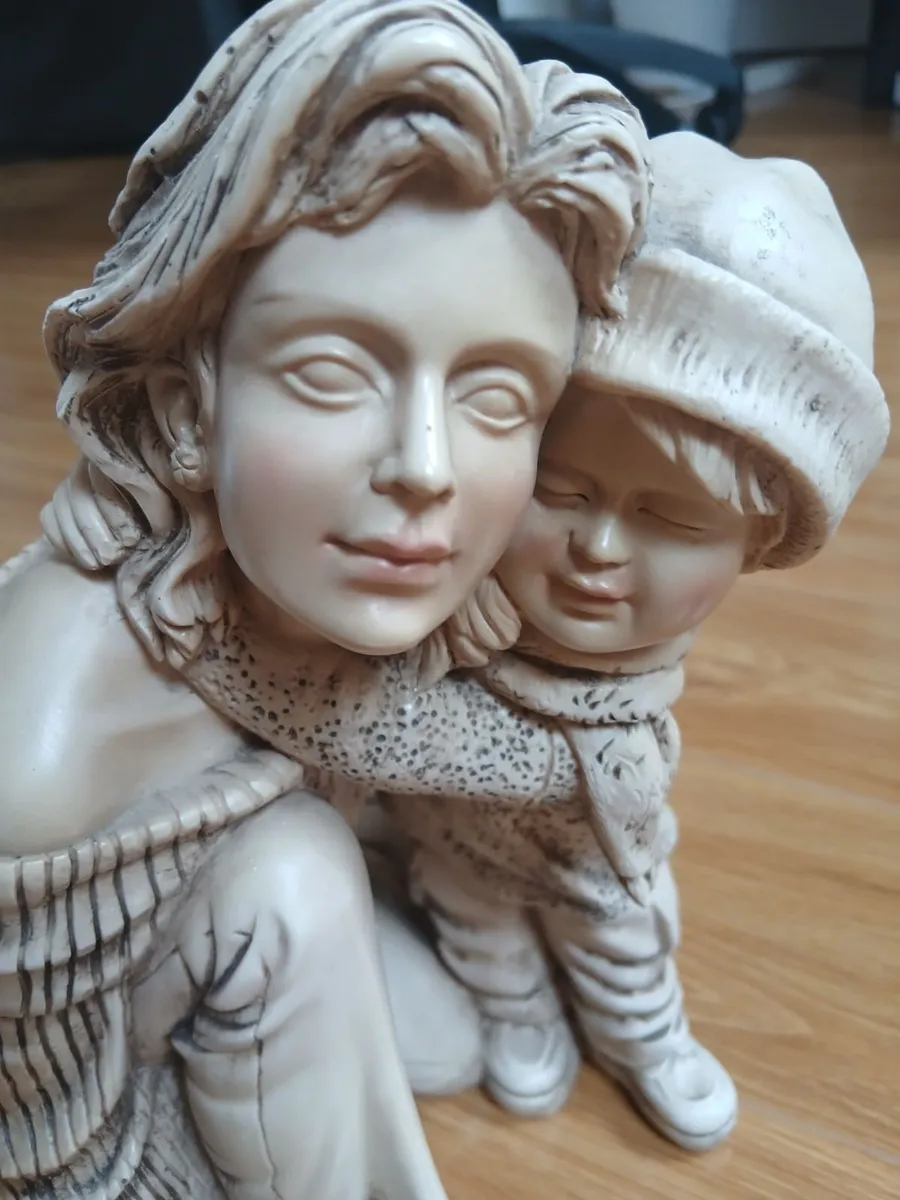 Vintage ornament from Portugal - Image 2