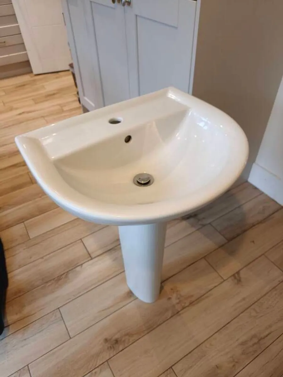 Bathroom Sink - Image 1
