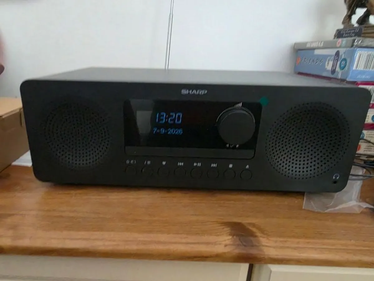 Sharp Tokyo DAB All in one system - Image 3