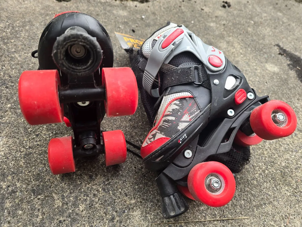 Adjustable rollerskates kids childrens - Image 3