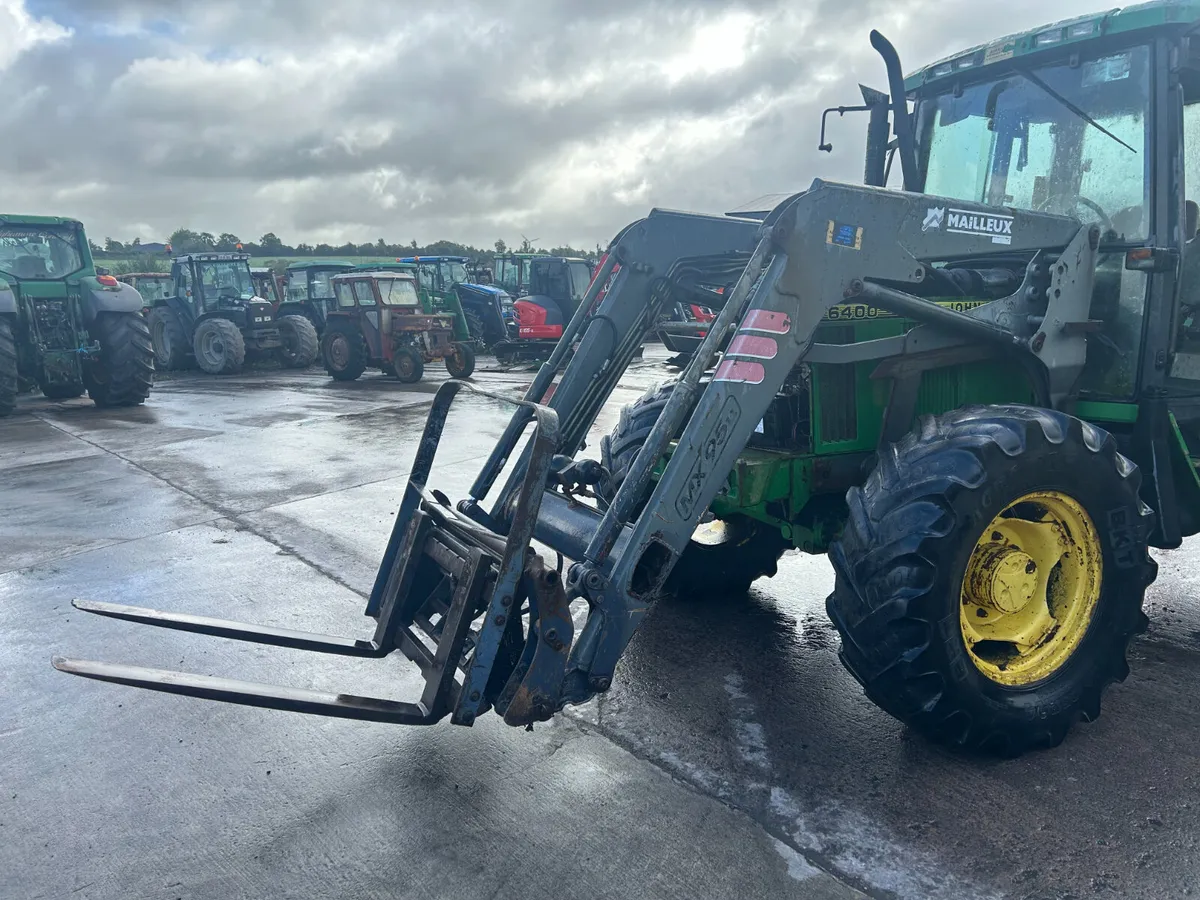 MAILLEUX MX95U Loader To Suit 4 Cylinder JD - Image 2