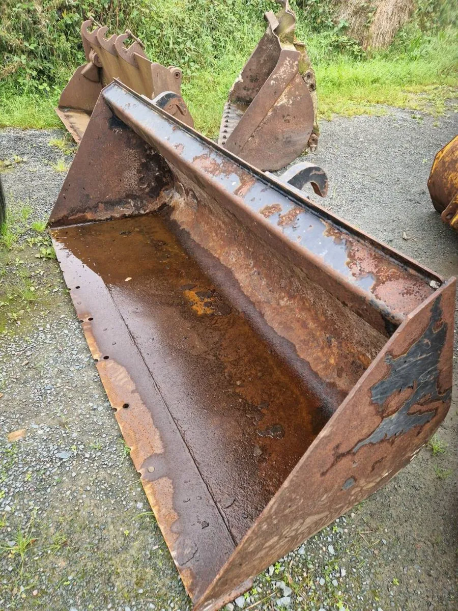 Buckets - Image 3