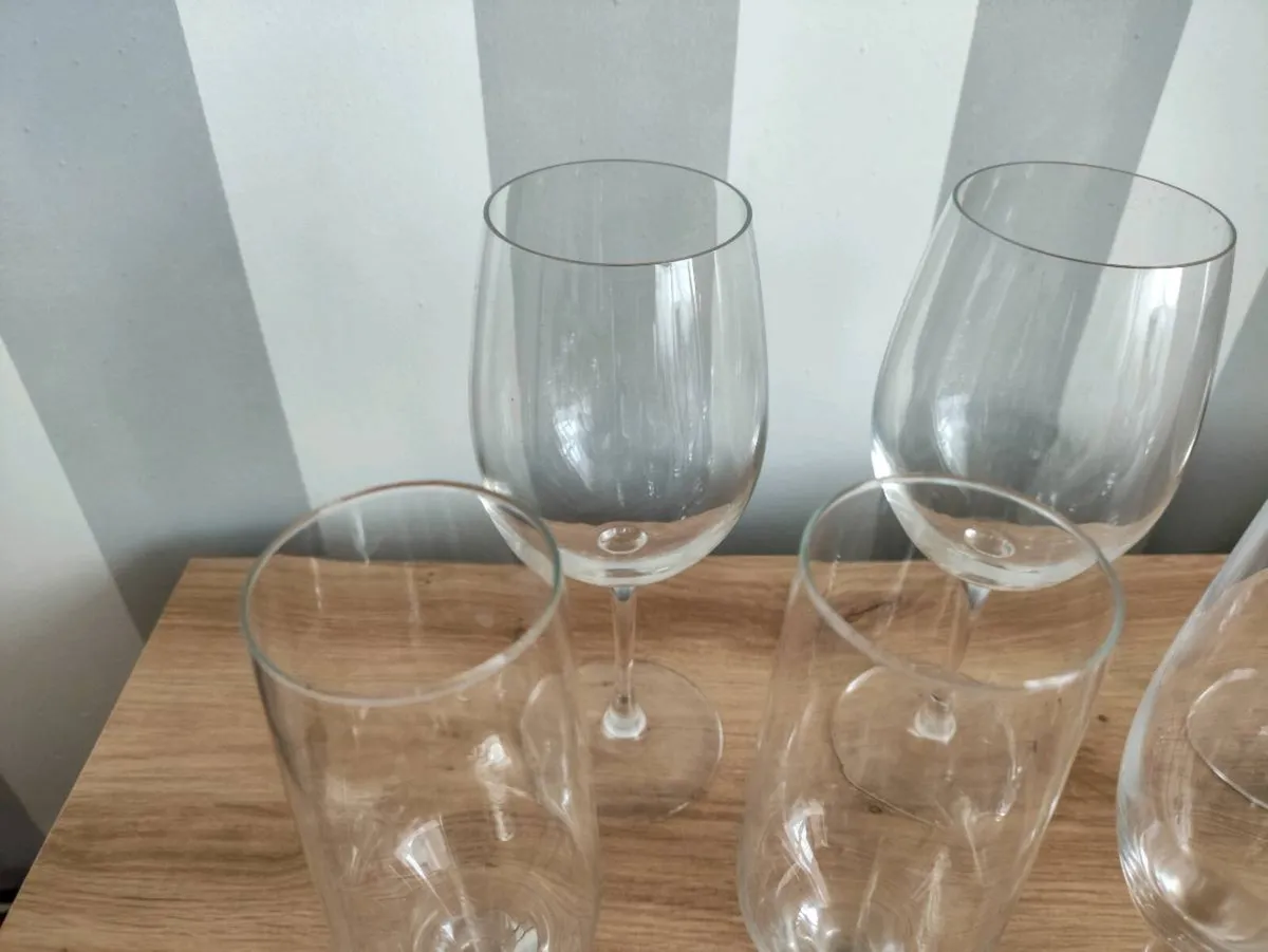 Glassware Set - Image 2