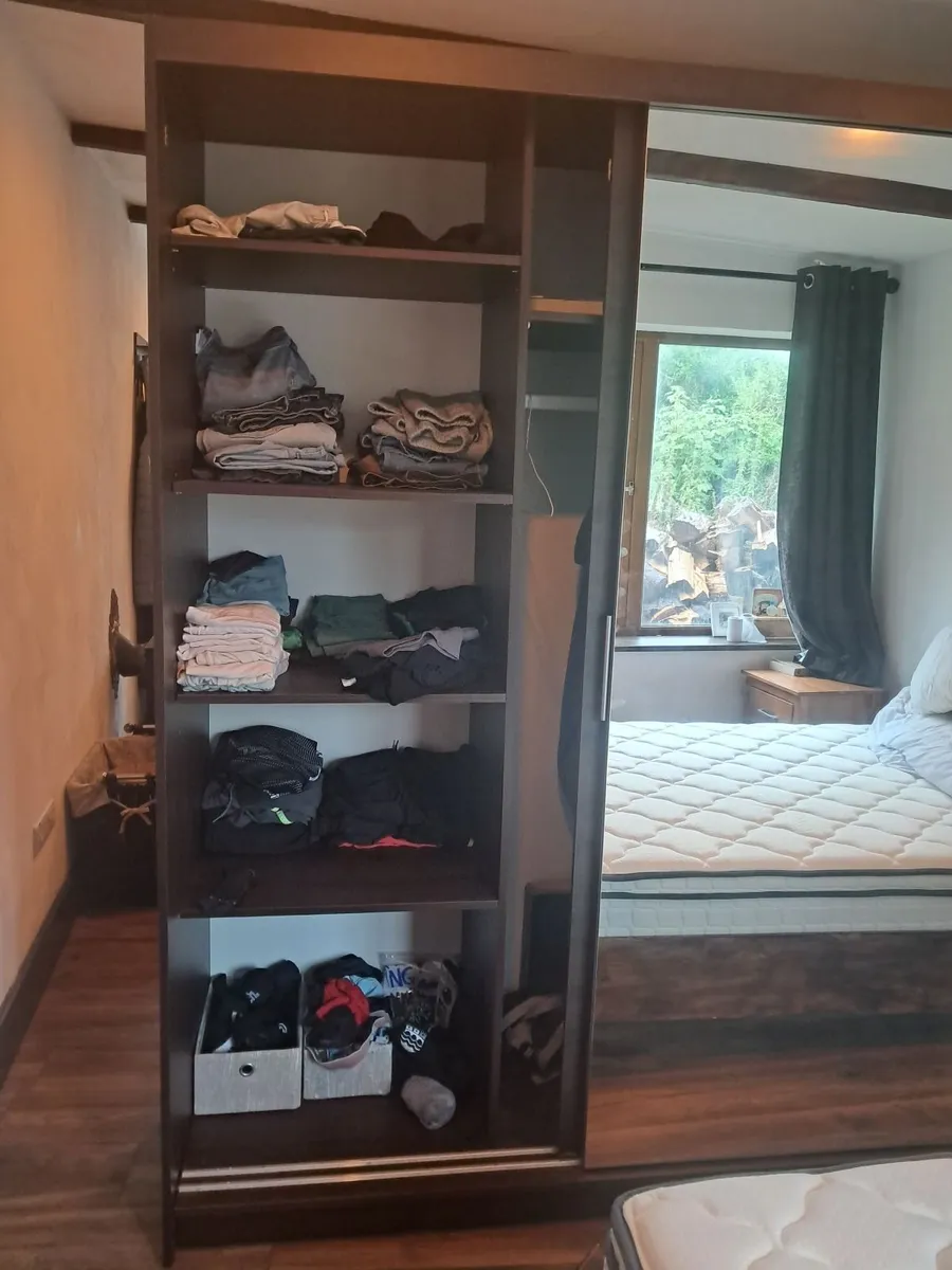 Large Mirrored Sliding Door Wardrobe - Image 4
