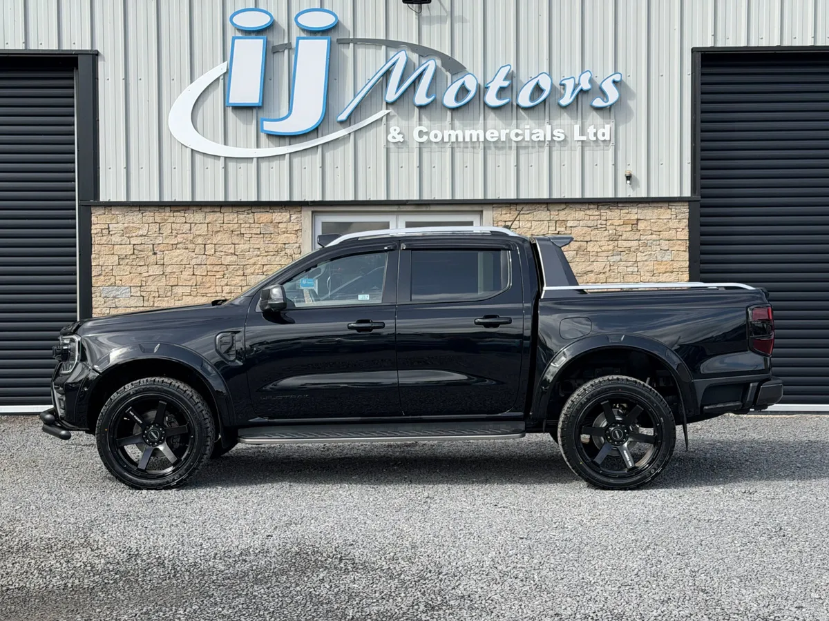 24" FORD RANGER 2.0 EBL 205 4WD WILDTRAK CREWCAB - Image 4