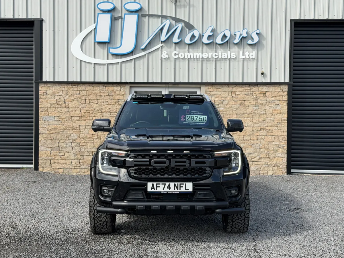 24" FORD RANGER 2.0 EBL 205 4WD WILDTRAK CREWCAB - Image 2