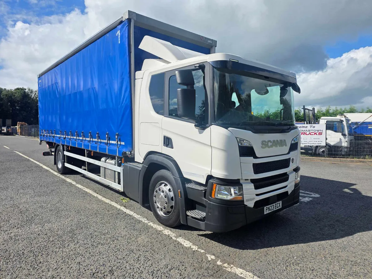 2023 (23) Scania P280 with 27ft curtainsider body - Image 1
