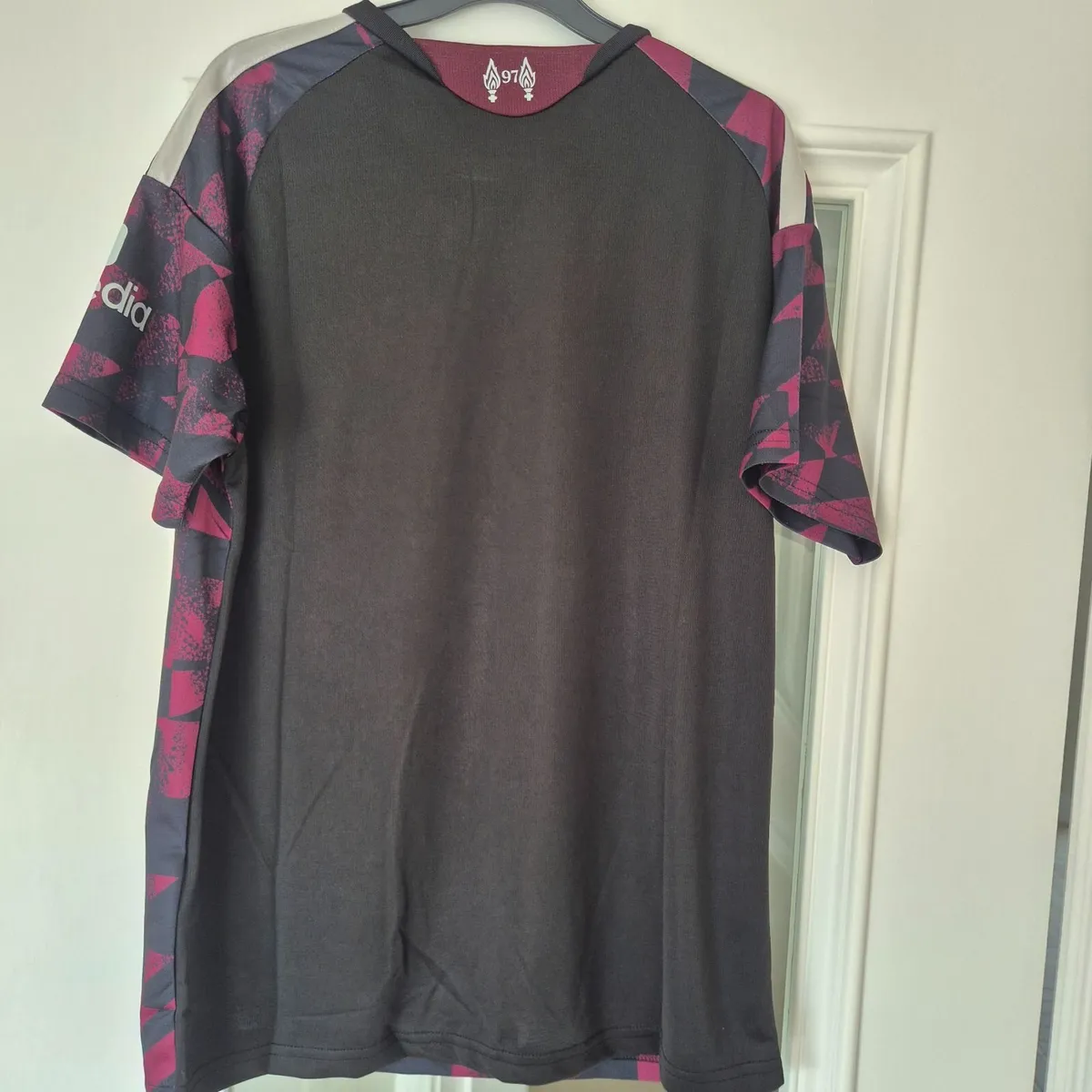 Liverpool Jersey - Image 2