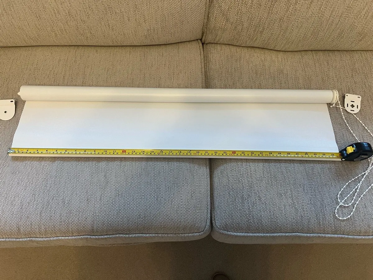 Bathroom blind - Image 3