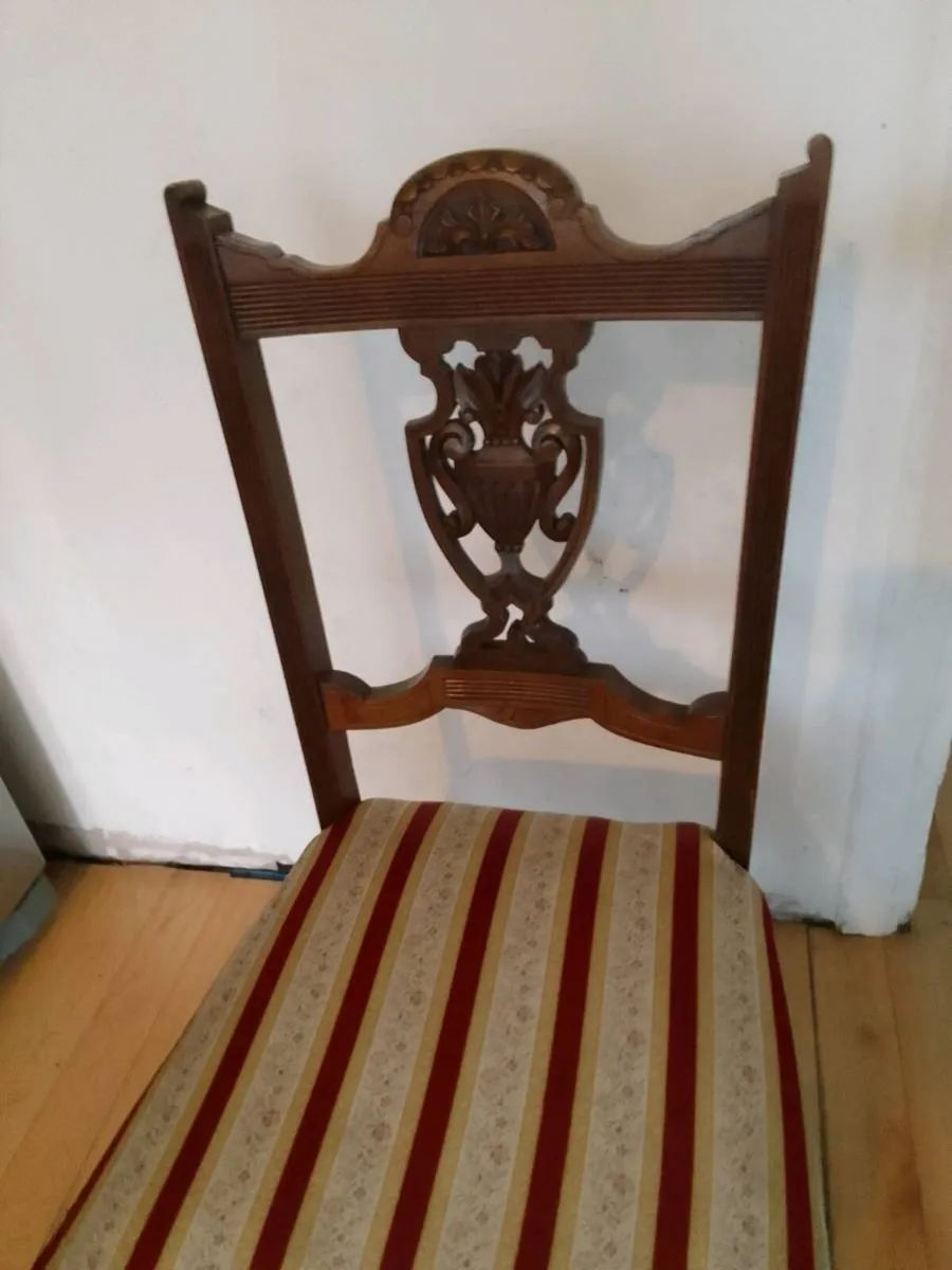 Victorian carved hall chair 1890s - Image 2