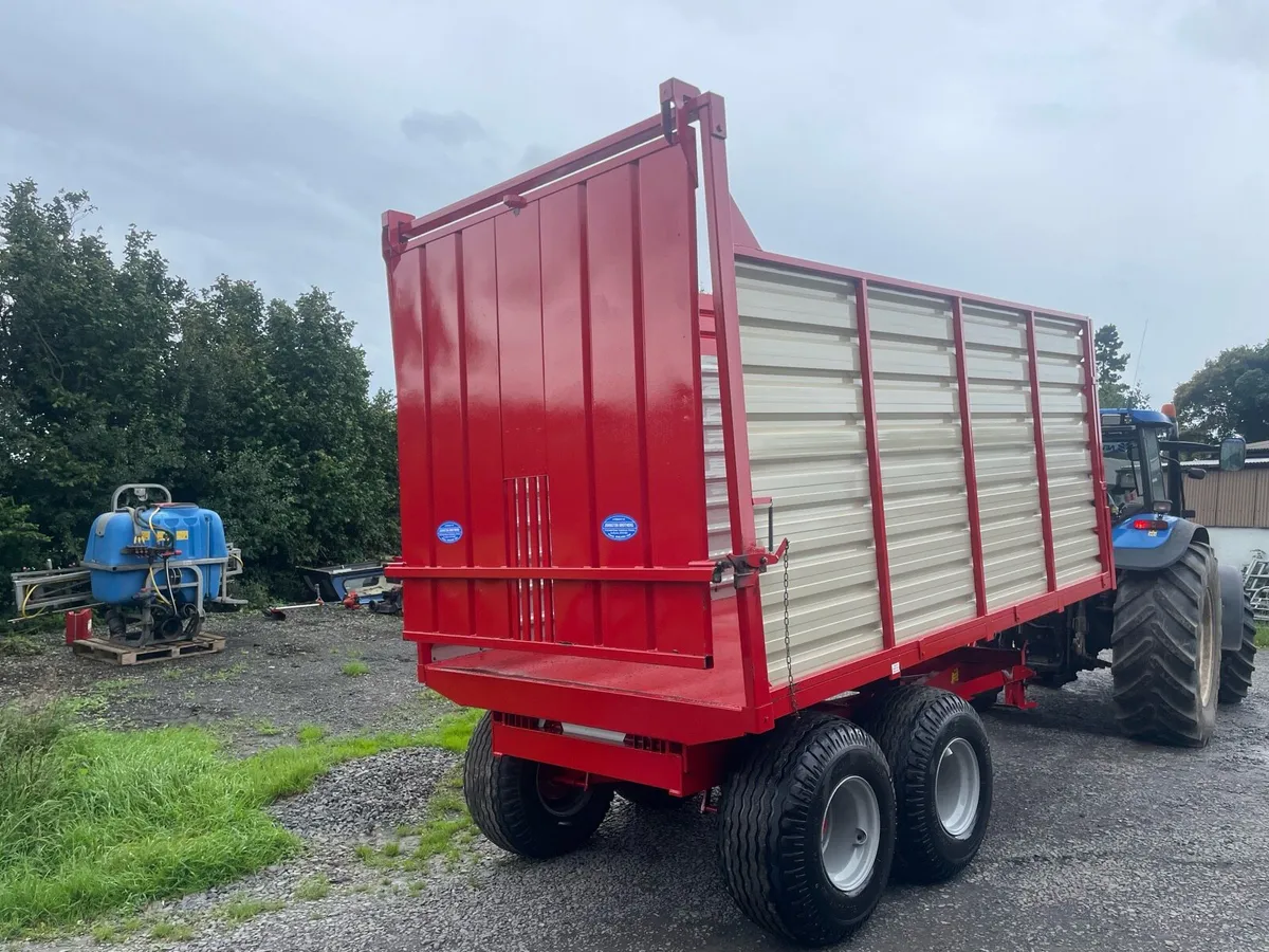 johnson silage trailer - Image 3