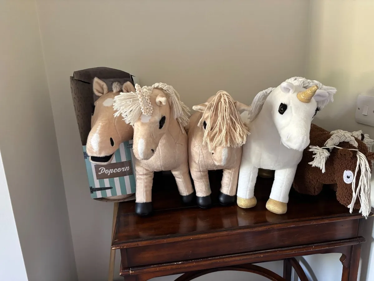 Lemieux Toy Ponies