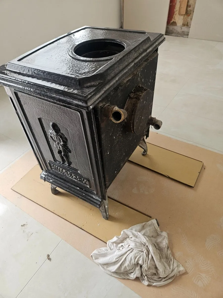 Mulberry stove - Image 4