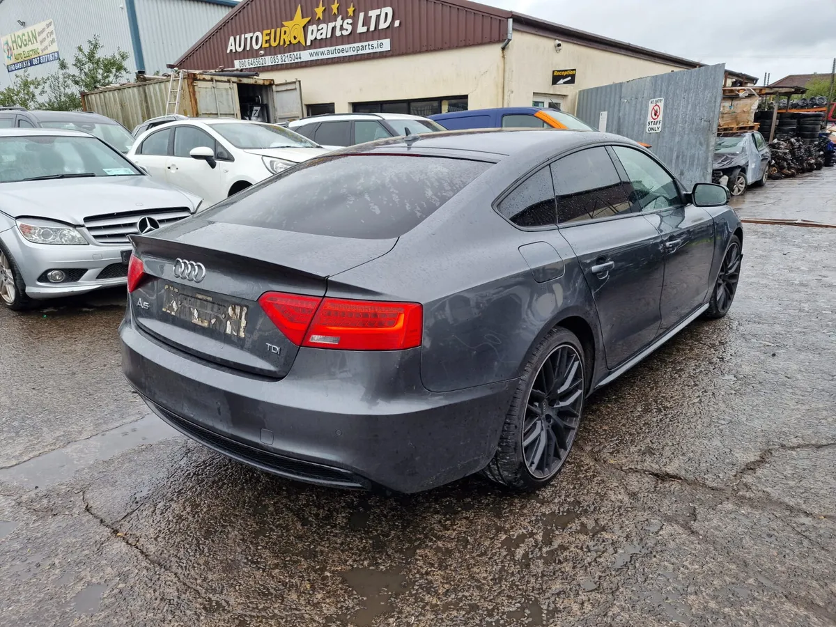 16 AUDI A5 S-LINE BLACK ED 2.0TDI AUTO BREAKING - Image 4