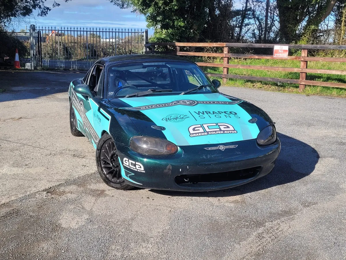 Mazda MX5 race car - Image 2
