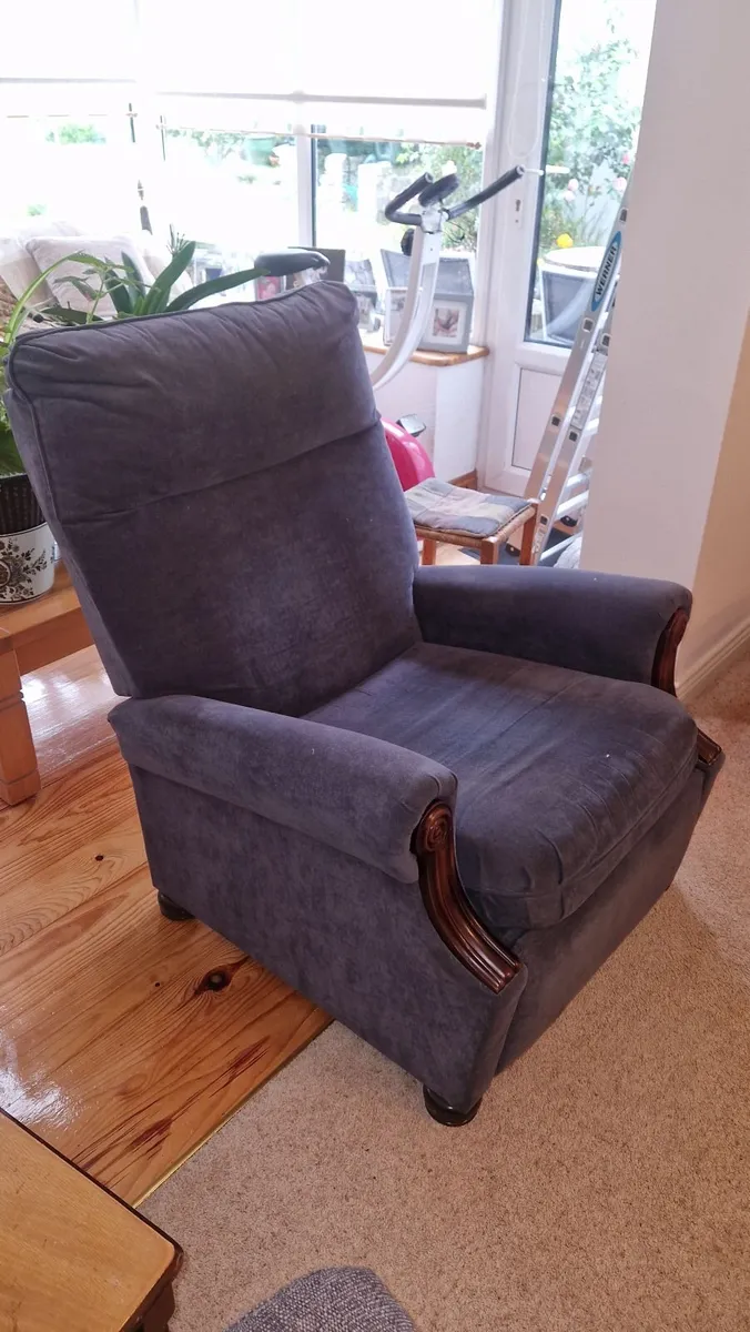 Armchair - Image 2