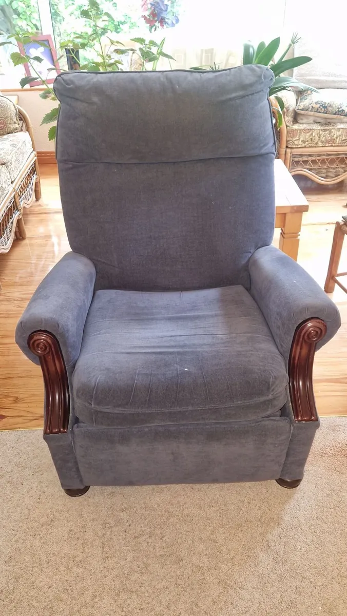 Armchair - Image 3