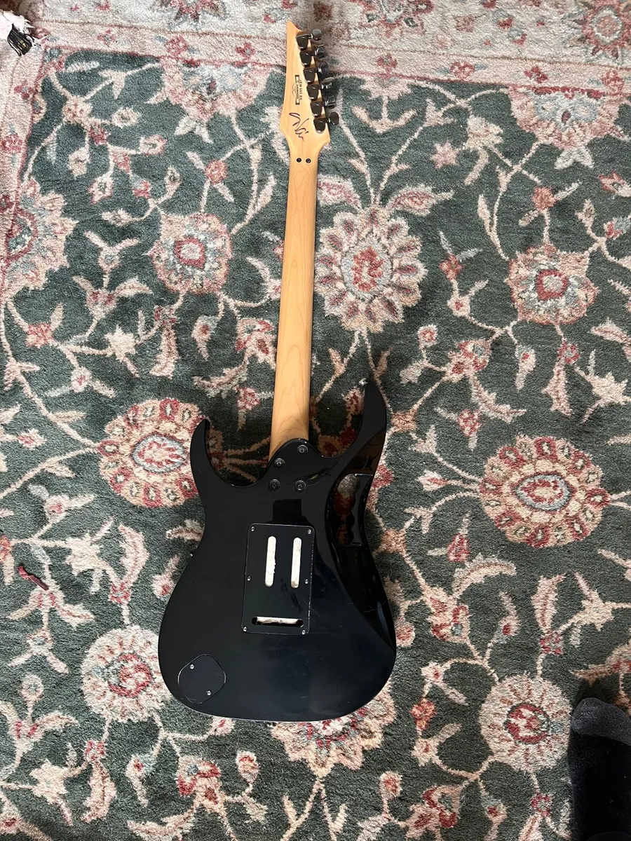 Electric guitar - Image 3