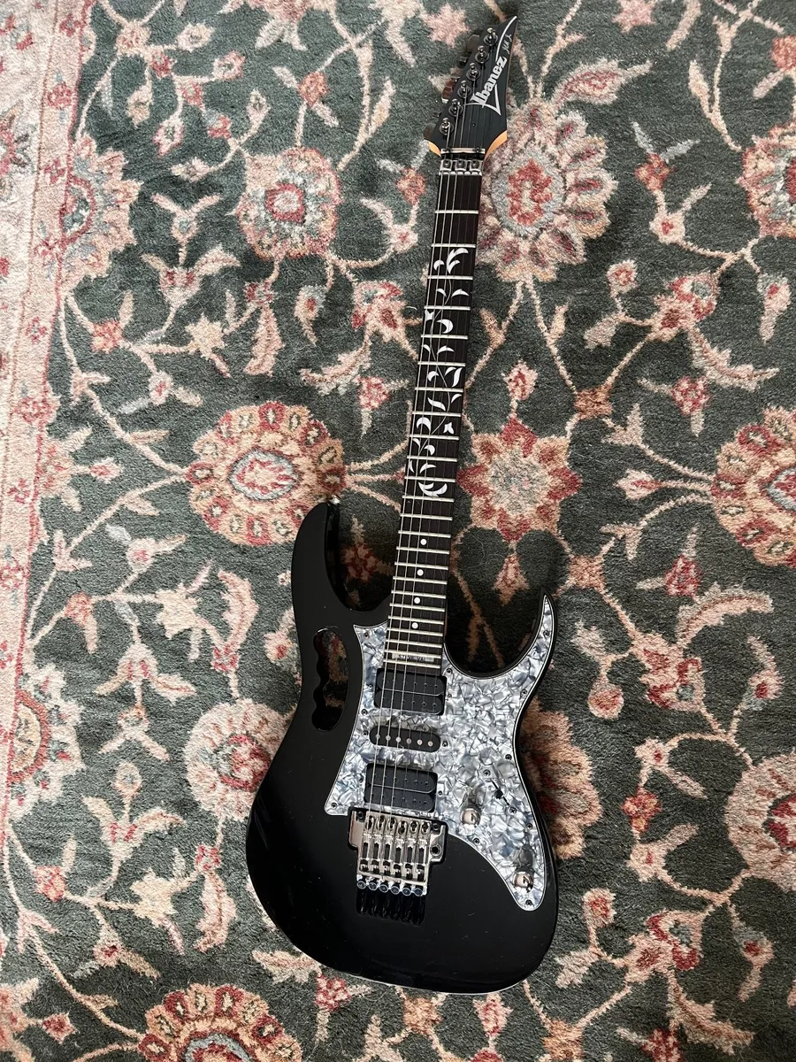 Electric guitar - Image 4