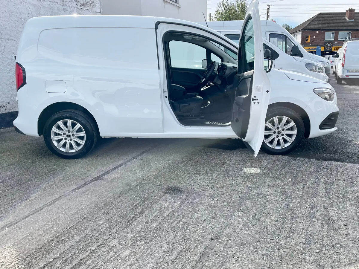 Mercedes-Benz Citan 110CDI Pro Plus Automatic,2024 - Image 3