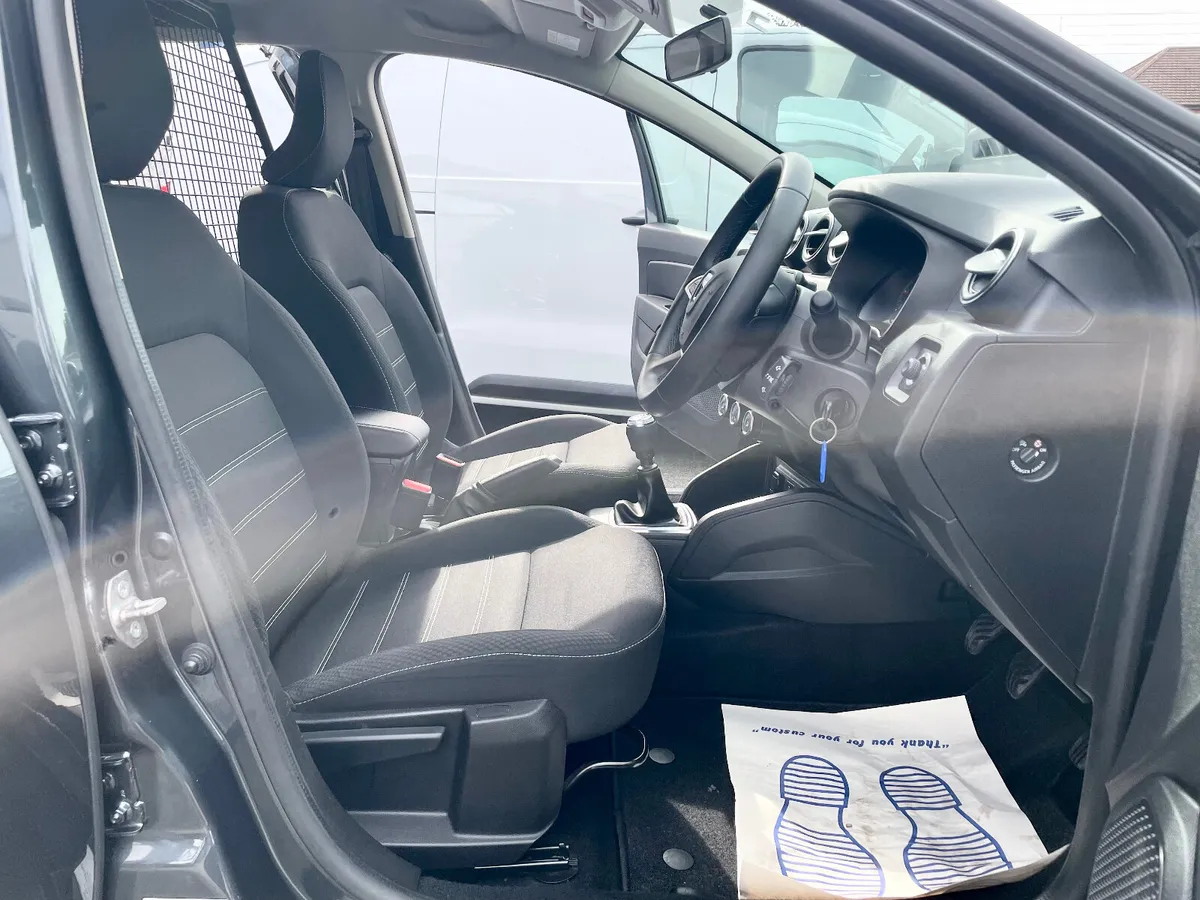 Dacia Duster Comfort 1.5DCI 2 Seat Commercial,2023 - Image 4