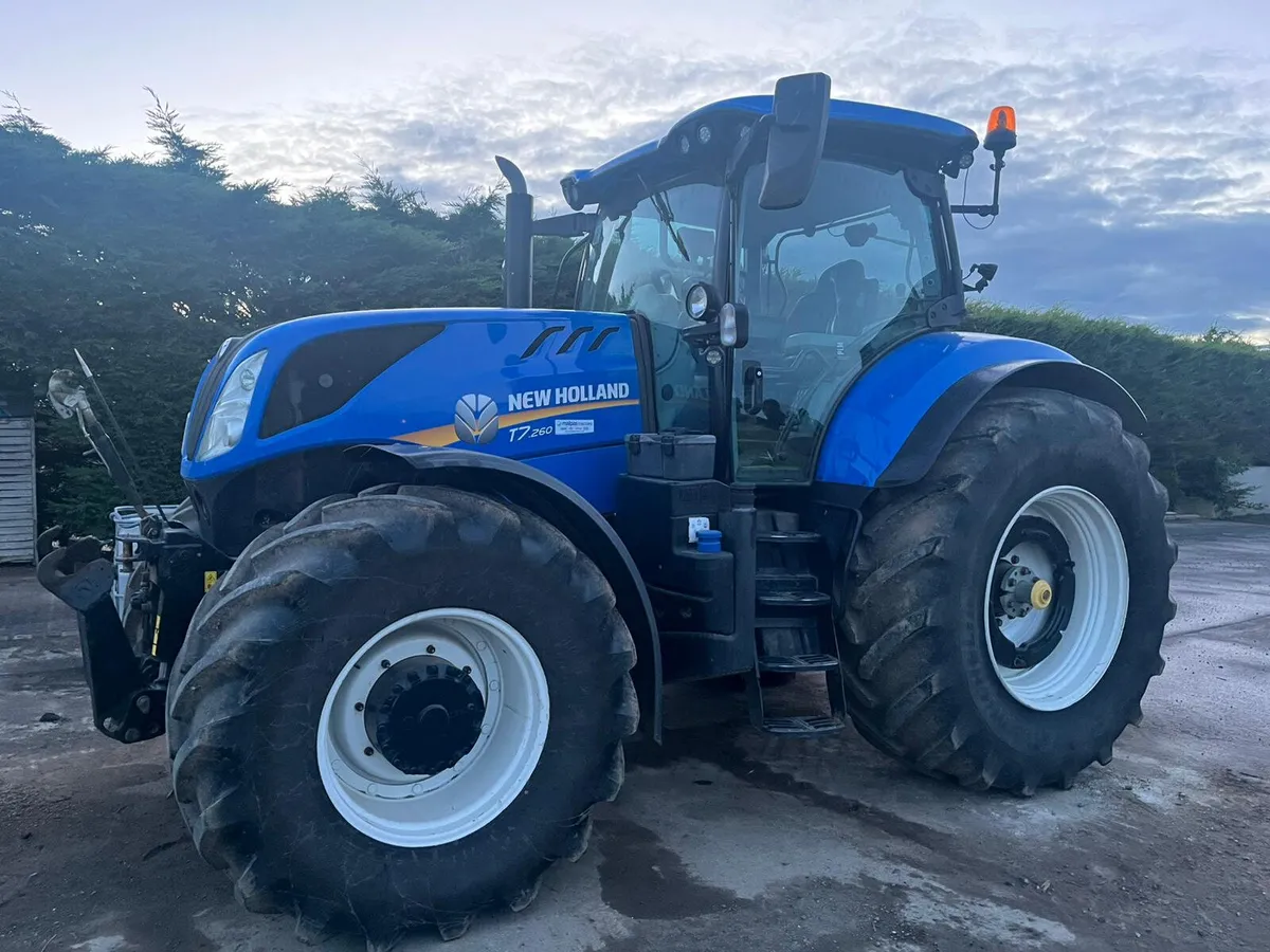 2018 New Holland T7260 - Image 1