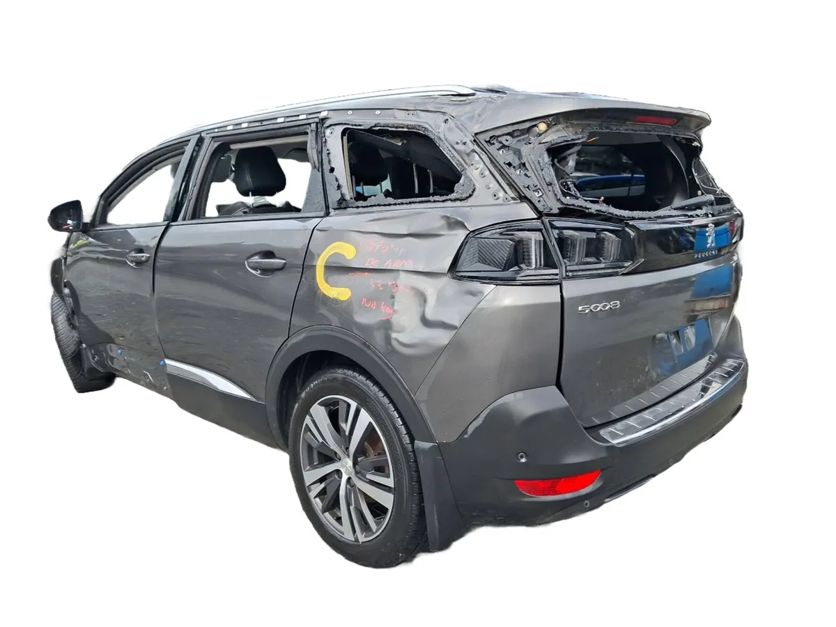 2022 PEUGEOT 5008 For Breaking/Dismantling - Image 4